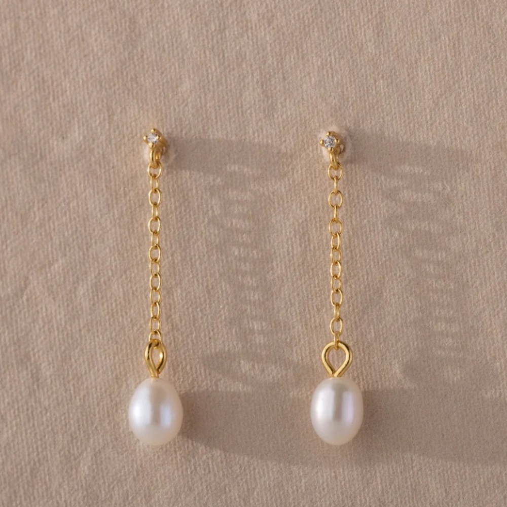 Isha Pearl Drop Earrings in 18K Gold